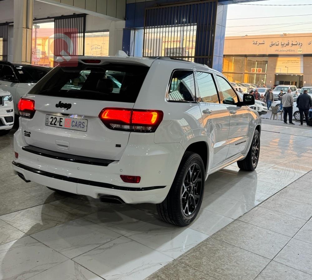 جيب جراند شيروكي